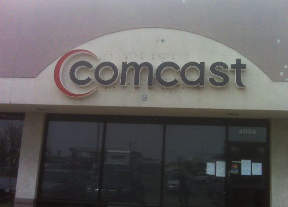 Comcast.  LED lighted channel letters.